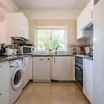 Oasis, Piscina, Jacuzzi, Tenis E Praias!