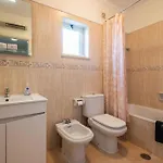 Oasis, Piscina, Jacuzzi, Tenis E Praias! *