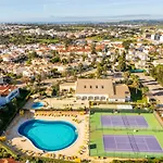 Oasis, Piscina, Jacuzzi, Tenis E Praias! *
