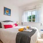 Oasis, Piscina, Jacuzzi, Tenis E Praias!