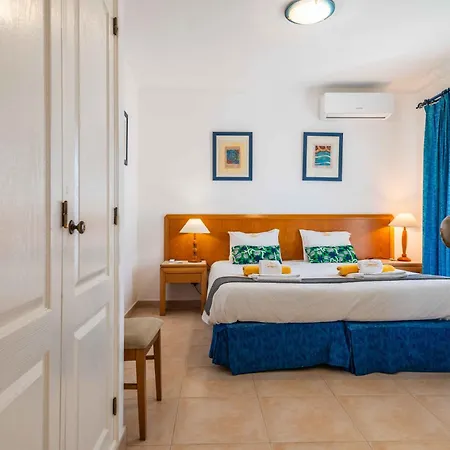 Oasis, Piscina, Jacuzzi, Tenis E Praias! * Portimão