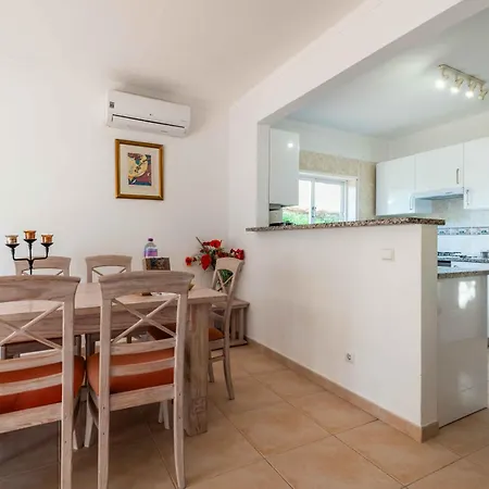 Villa Oasis, Piscina, Jacuzzi, Tenis E Praias!