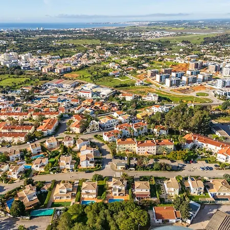 Oasis, Piscina, Jacuzzi, Tenis E Praias! * Portimão