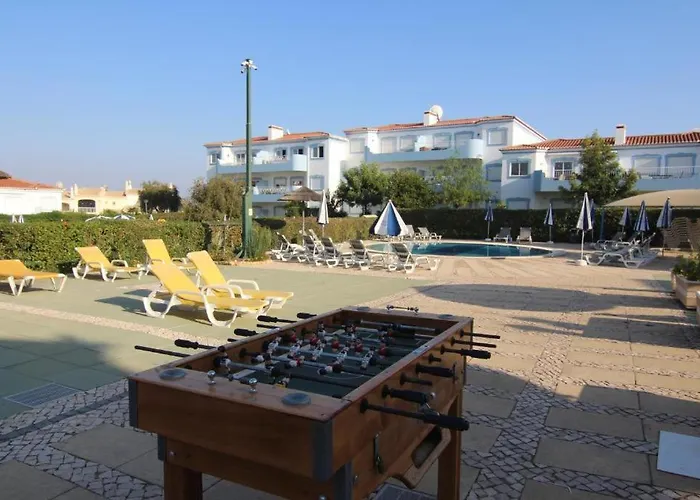 Villa Oasis, Piscina, Jacuzzi, Ténis E Praias! Portimão