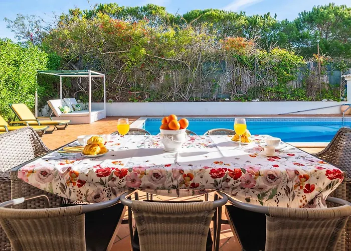 Oasis, Piscina, Jacuzzi, Ténis E Praias! Villa