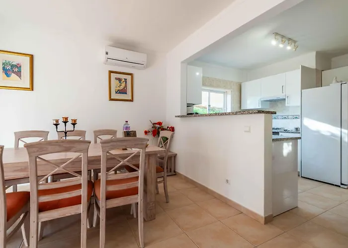 Villa Oasis, Piscina, Jacuzzi, Ténis E Praias!